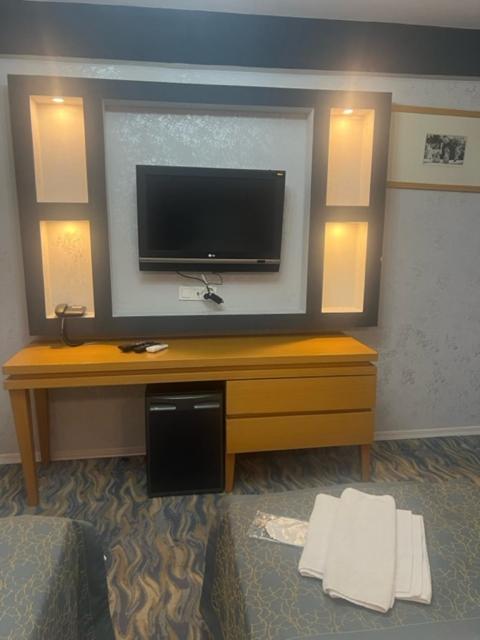 Uenaten Otel ガジエミル（イズミル） エクステリア 写真